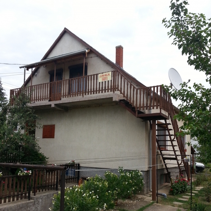Szálláshelyek Szálláshelyek