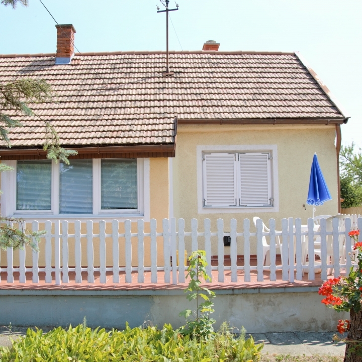 Szálláshelyek Szálláshelyek