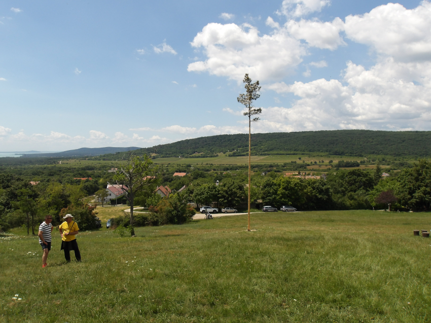 Találkoztunk félúton