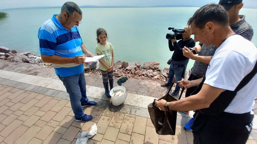 Gyemeknapi horgászverseny és Felhőtánc duó