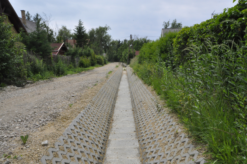 BALATONAKALI CSAPADÉKVÍZ ELVEZETÉSI RENDSZER FEJLESZTÉS