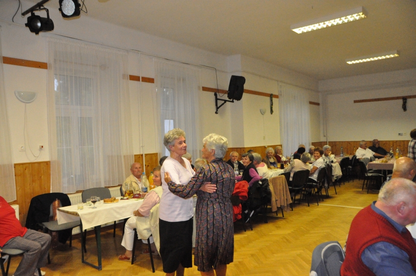 Idősek köszöntése
