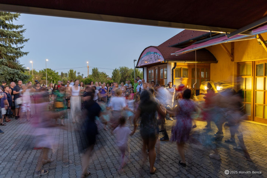 Szezonnyitó / Tűzkerék