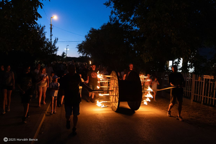Szezonnyitó / Tűzkerék