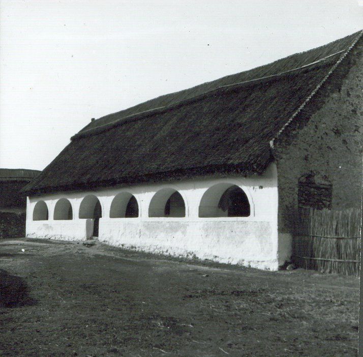 A sarki ház a második világháború előtt.