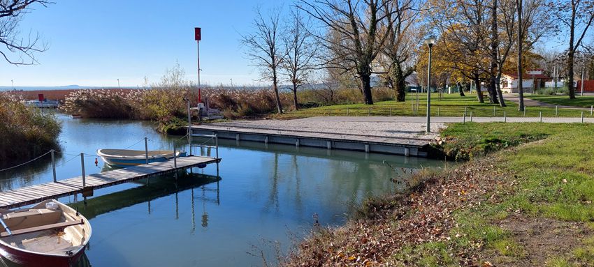 új bepakoló stég és sólyázó