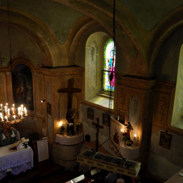 A római katolikus templom belülről.