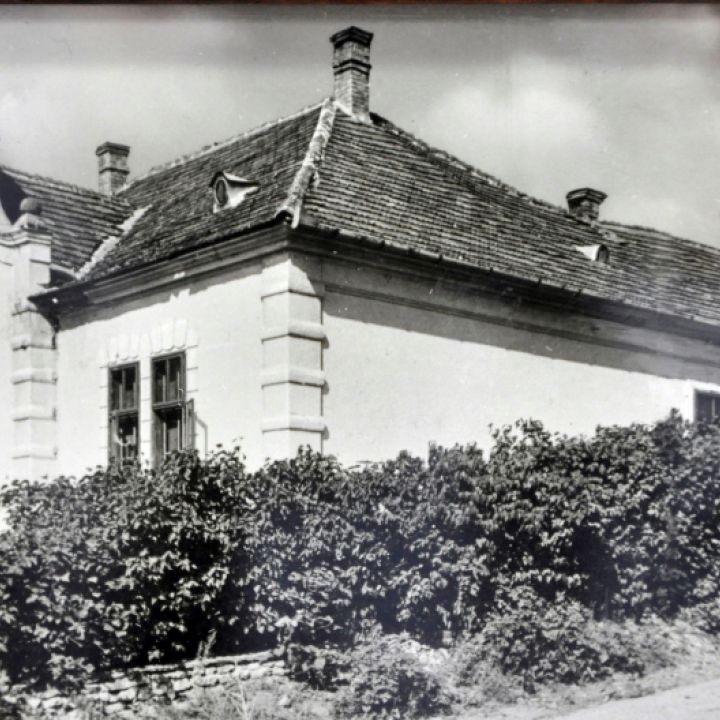 Az épület eredeti pompájában.