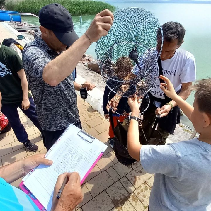 Gyereknapi horgászverseny