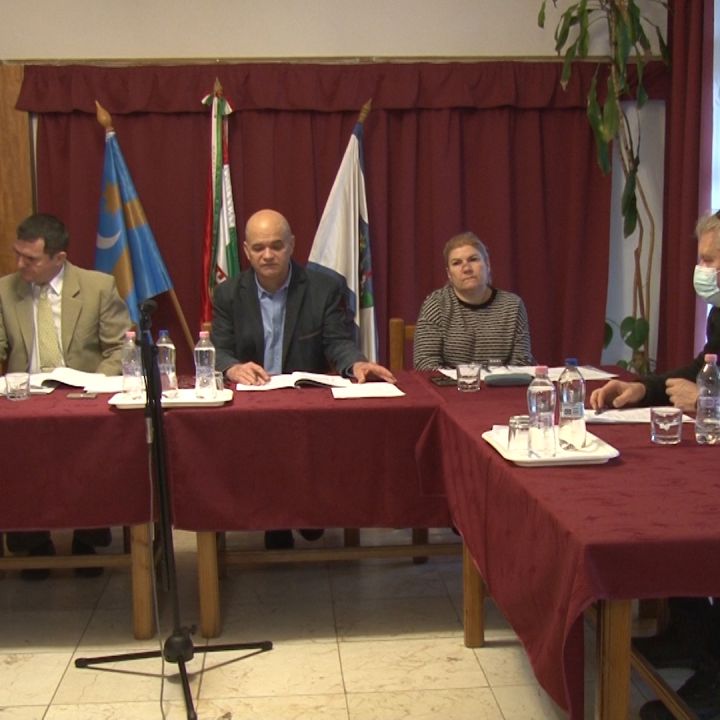 KÉPVISELŐ-TESTÜLETI ÜLÉS