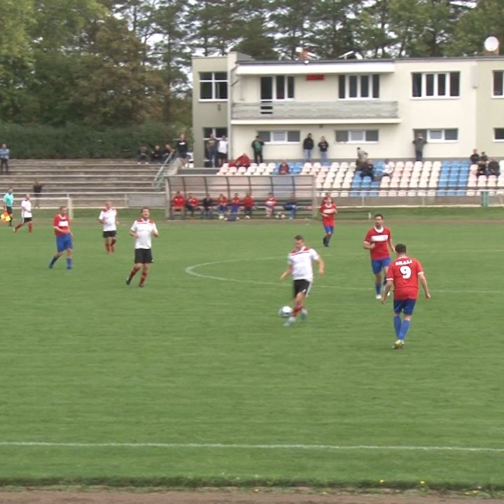 LABDARÚGÓ MÉRKŐZÉS