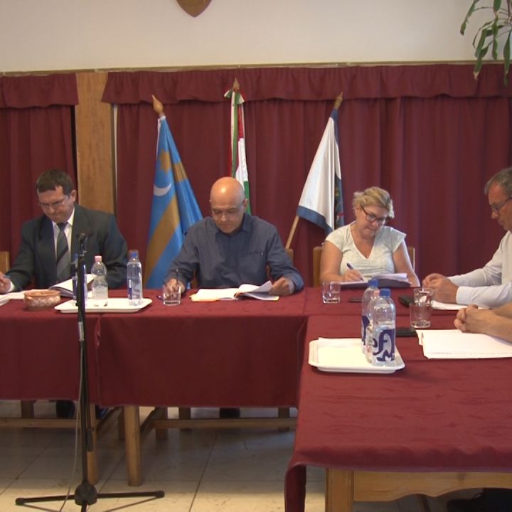 KÉPVISELŐ-TESTÜLETI ÜLÉS