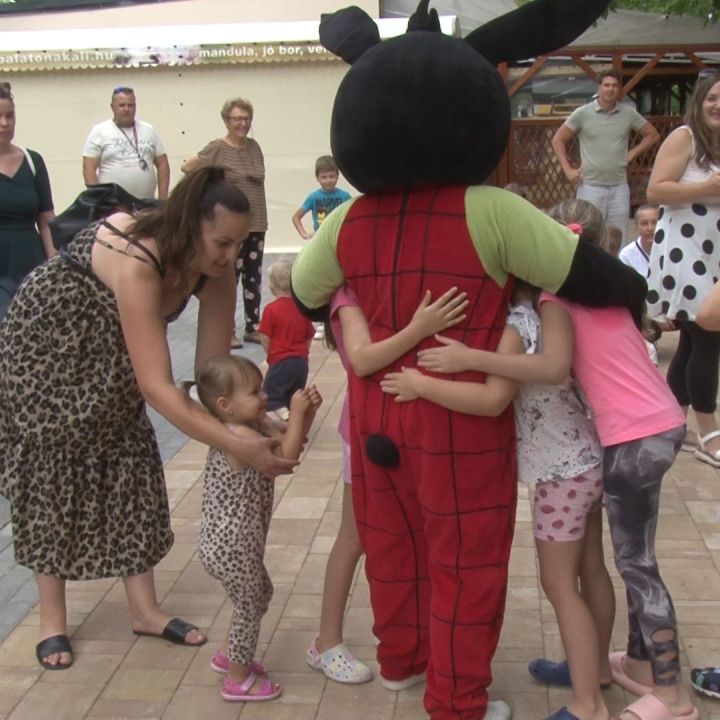 Gyermekműsorok a strandon